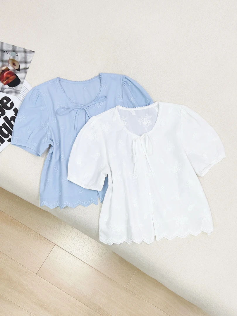 韩版小香风钩花刺绣气质减龄衬衫洋气衣服女