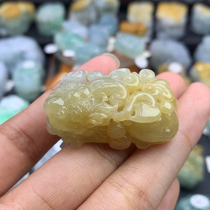 颈饰未镶嵌翡翠天然缅甸翡翠