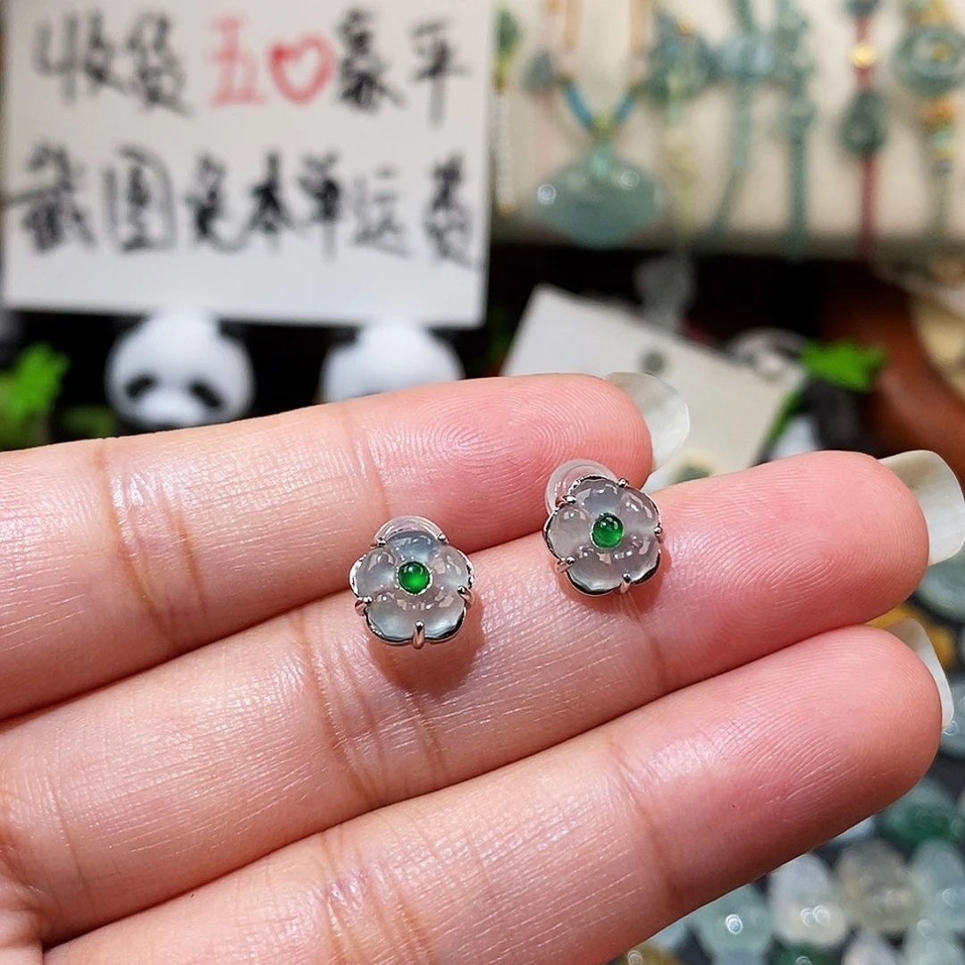 翡翠银S925镶嵌颈饰高冰小花耳钉
