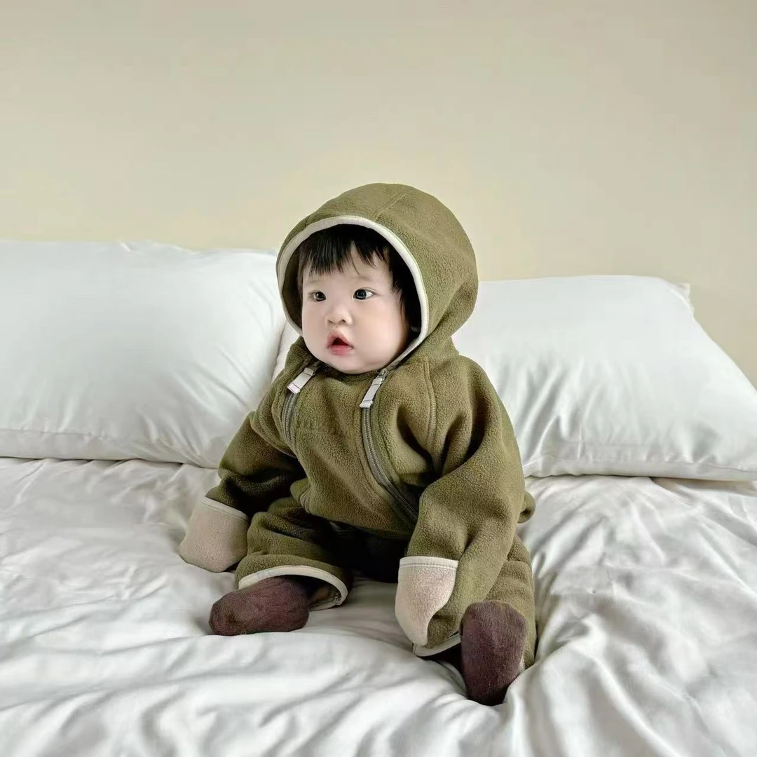 屁猪kids童装A类爬服