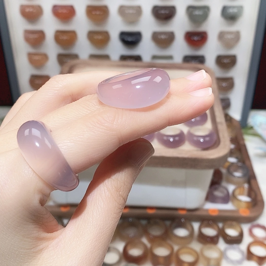 杨***柳玛瑙/玉髓未镶嵌戒指港18