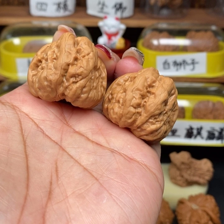 文玩核桃吊坠爱***溺35蛤蟆头