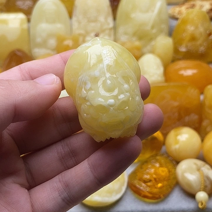 琥珀颈饰未镶嵌琥珀蜜蜡吊坠