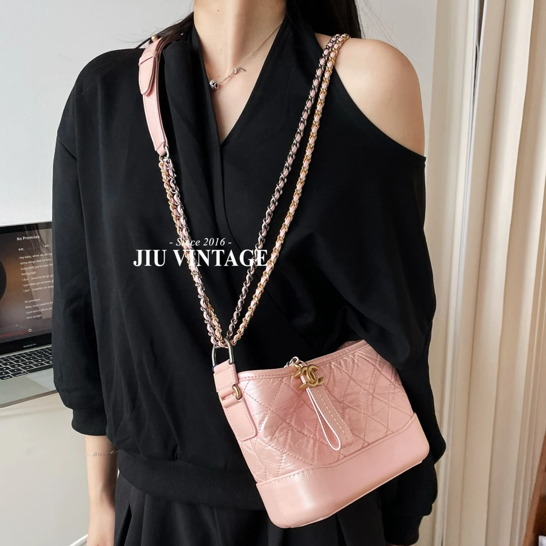 99新 Chanel/香奈儿 珠光粉色流浪小号27开 JM11-0905