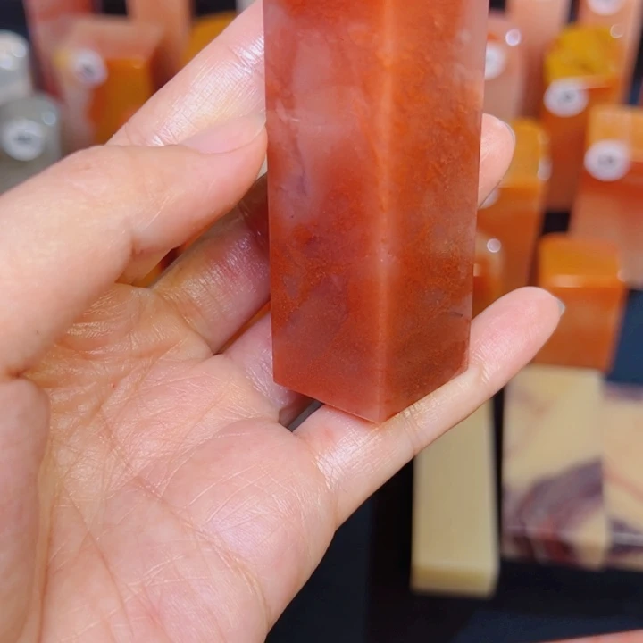 吾***翁老挝石老挝精品素章