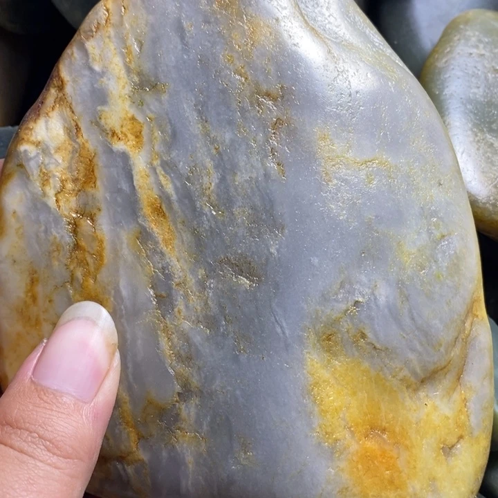未镶嵌和田玉（糖玉）挂件