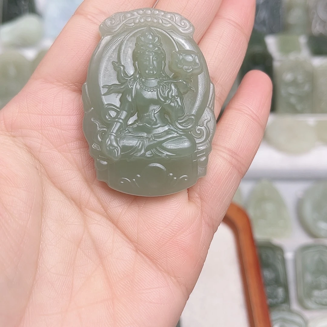 用***5和田玉未镶嵌颈饰