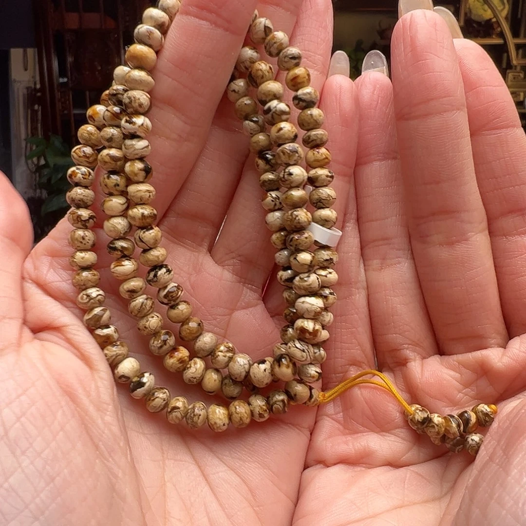 琥珀未镶嵌裸石抚顺琥珀20079五