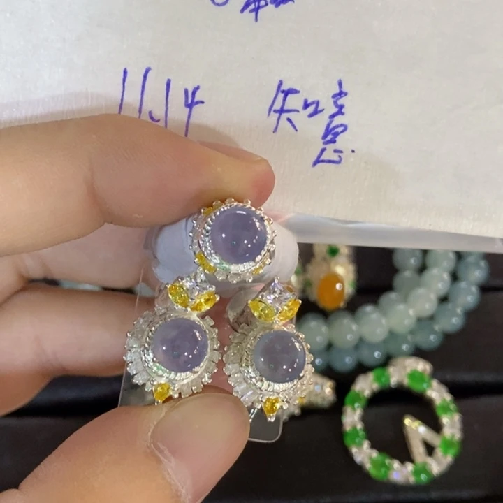 未镶嵌定制翡翠知****8缅甸翡翠