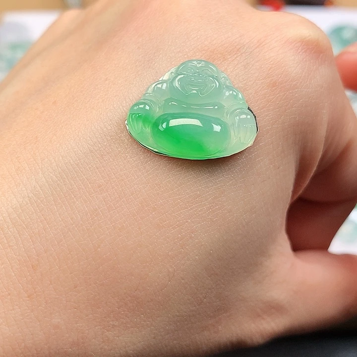 翡翠吊坠(不含链)未镶嵌佛公