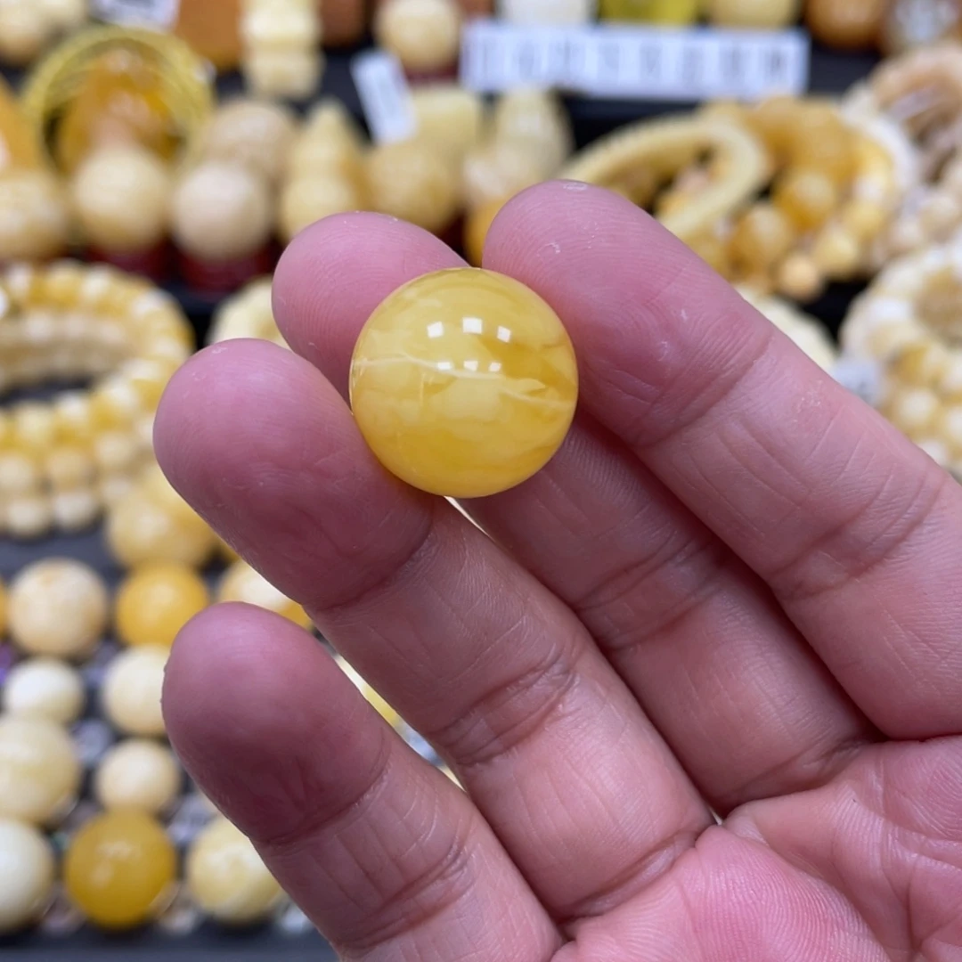 琥珀珠宝奇石未镶嵌17.9mm平头