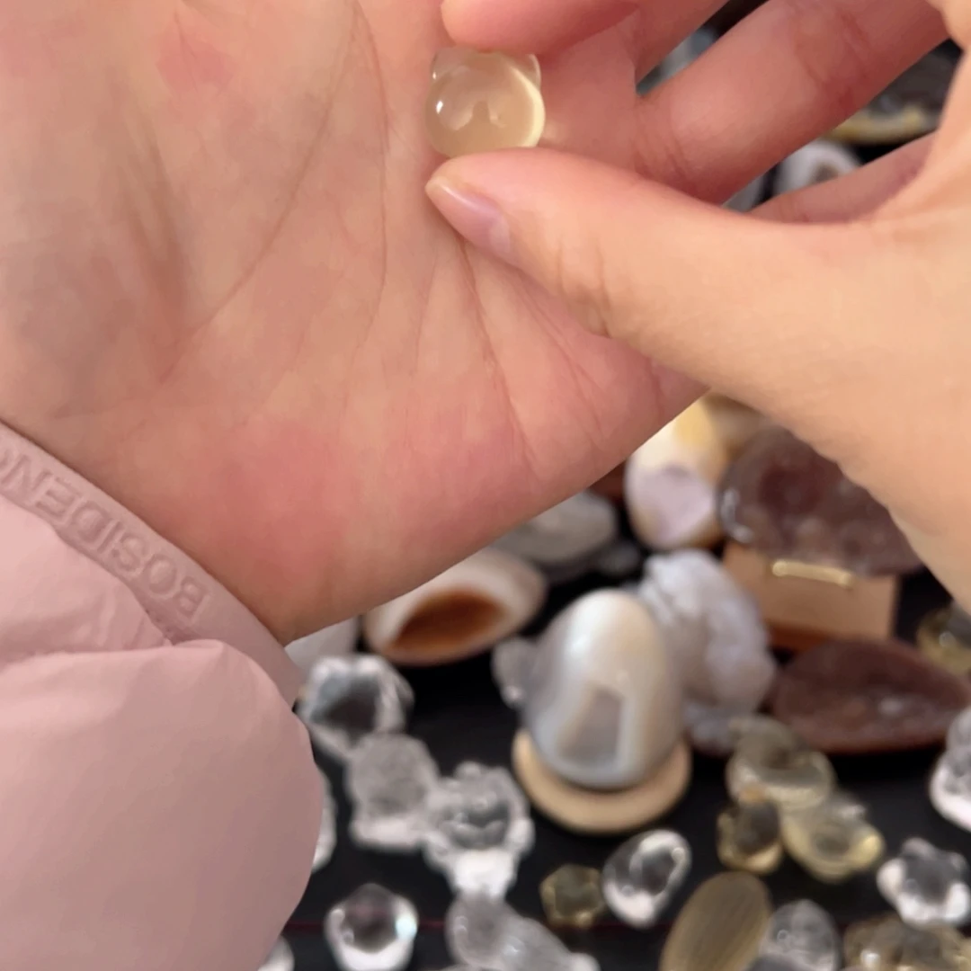 玛瑙/玉髓未镶嵌珠宝半成品