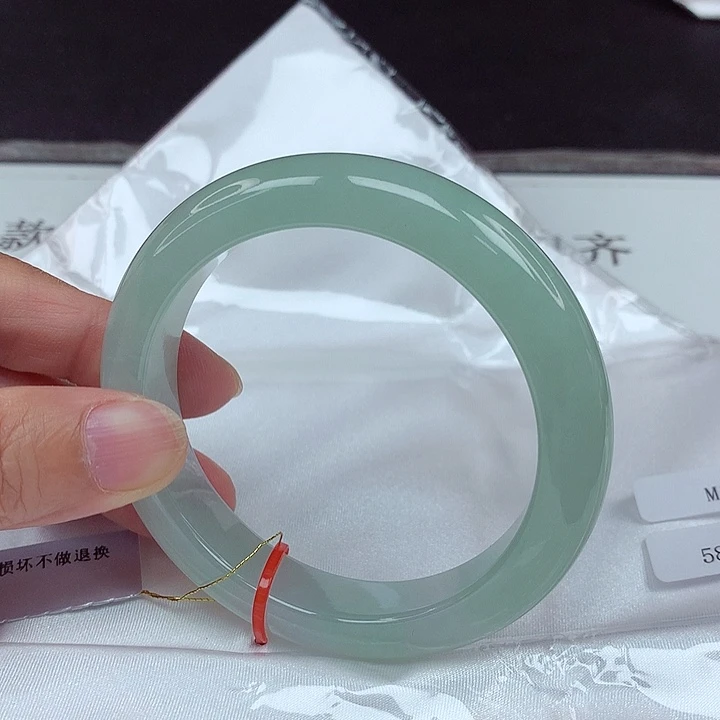 翡翠未镶嵌手镯58圈4942