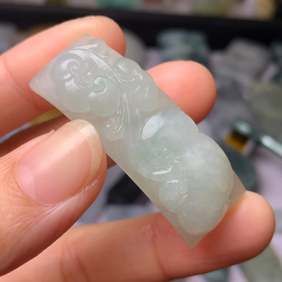 定制翡翠未镶嵌翡翠