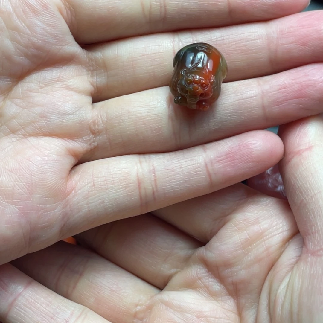 南红玛瑙雕刻未镶嵌夜*黎