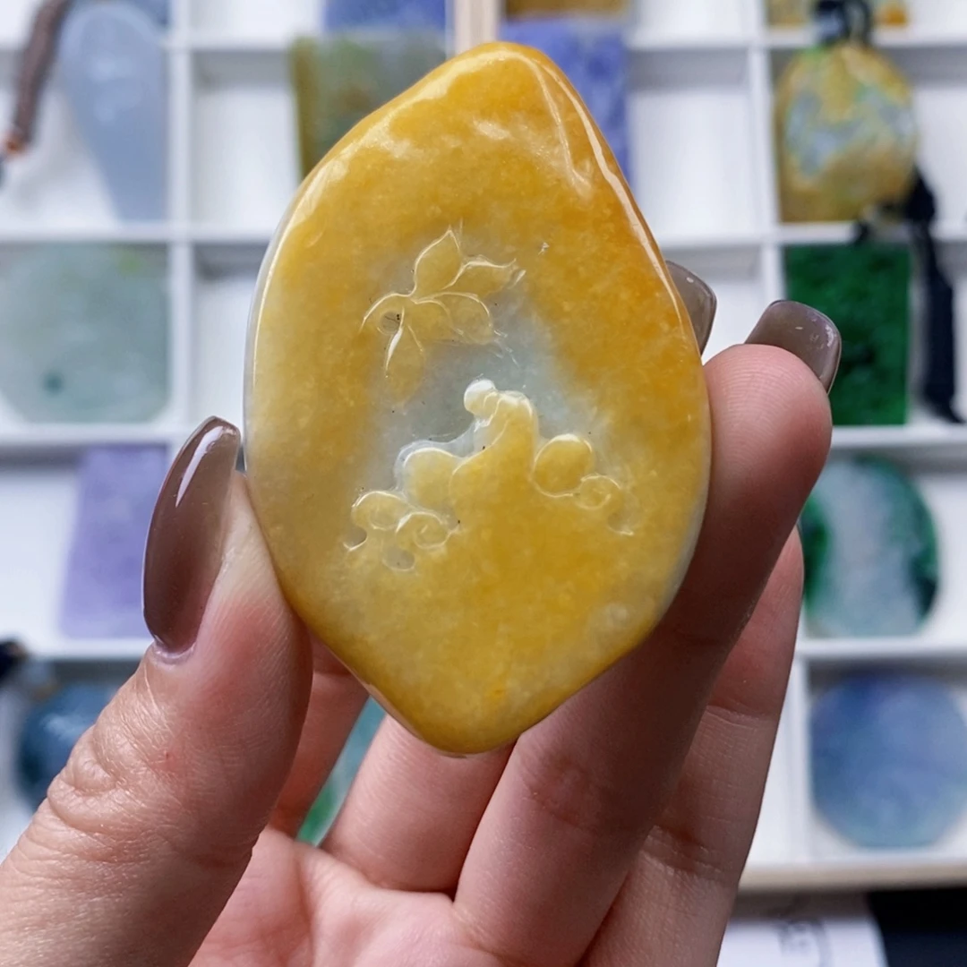 翡翠未镶嵌颈饰翡翠A货