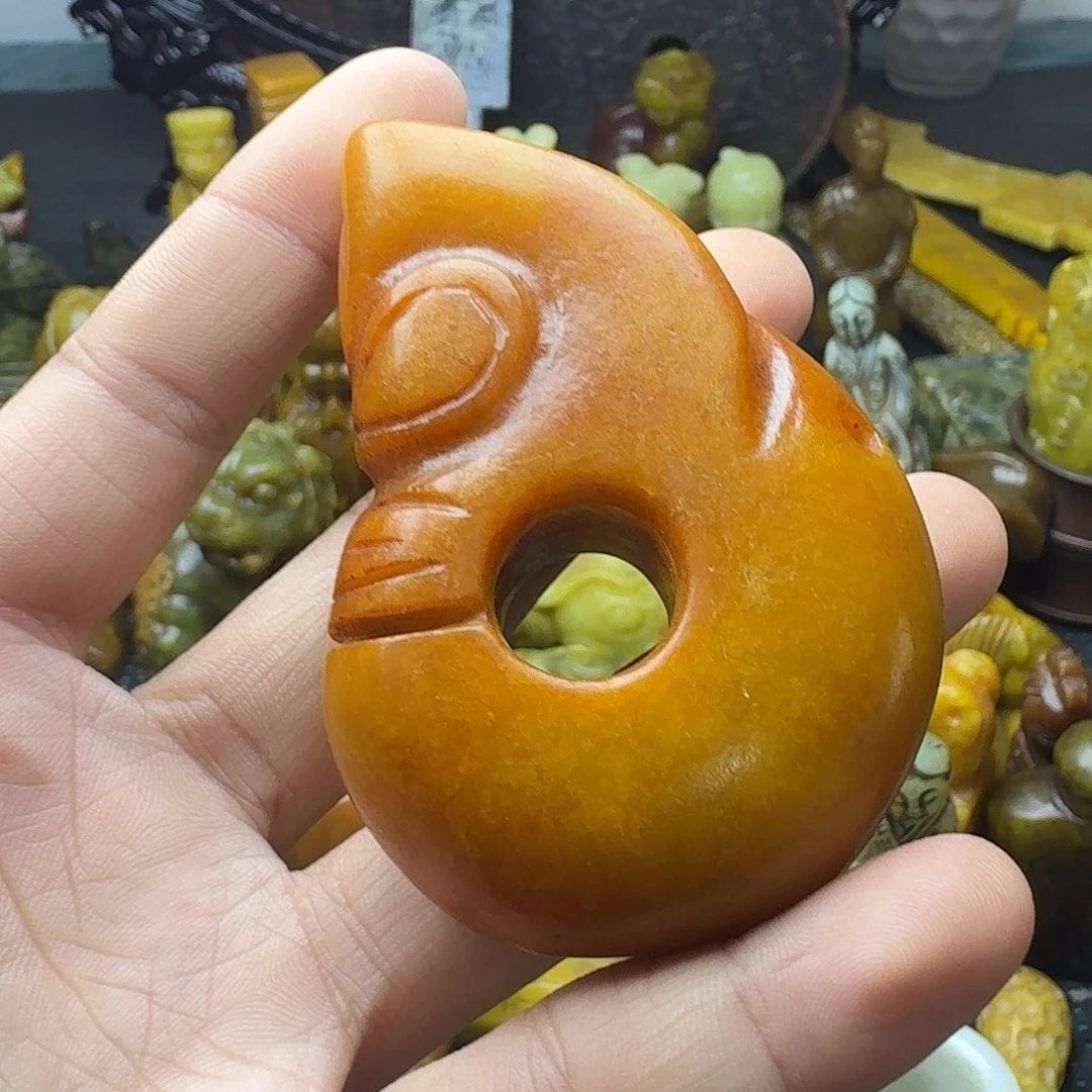 白玉菩提吊坠。。。