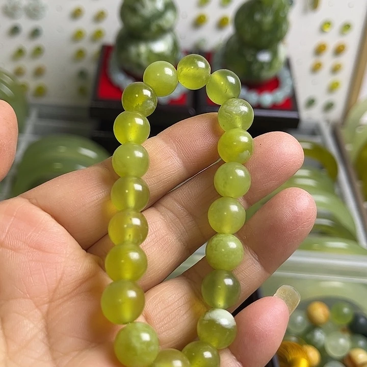 合金蛇纹石玉颈饰