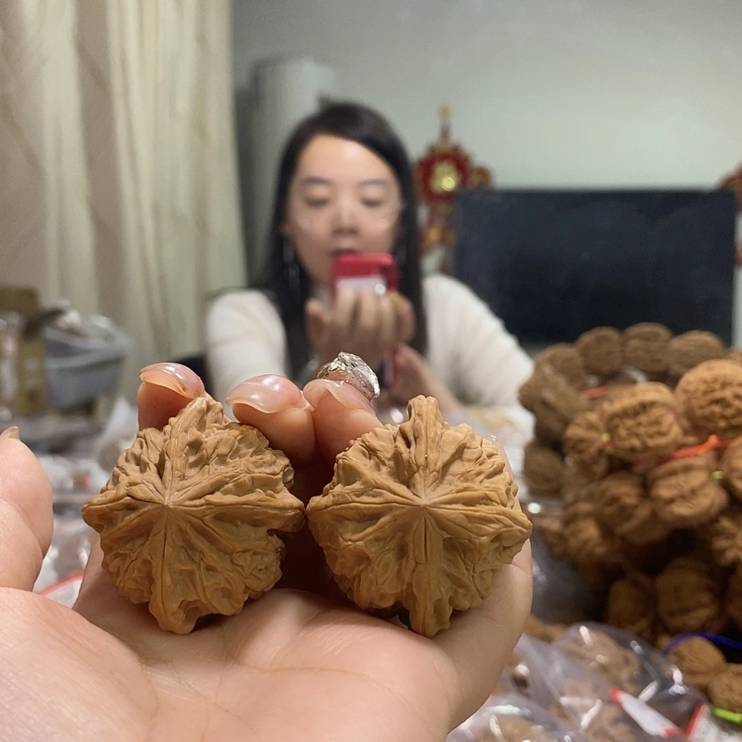 把件文玩核桃卅玉玺四棱