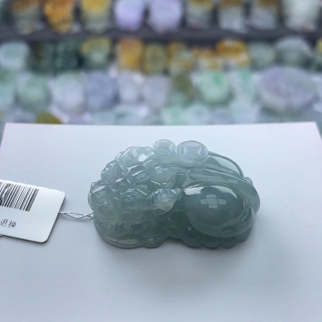 翡翠颈饰未镶嵌貔貅