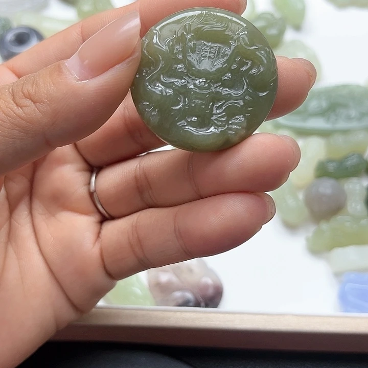 【闪购商品】颈饰未镶嵌和田玉