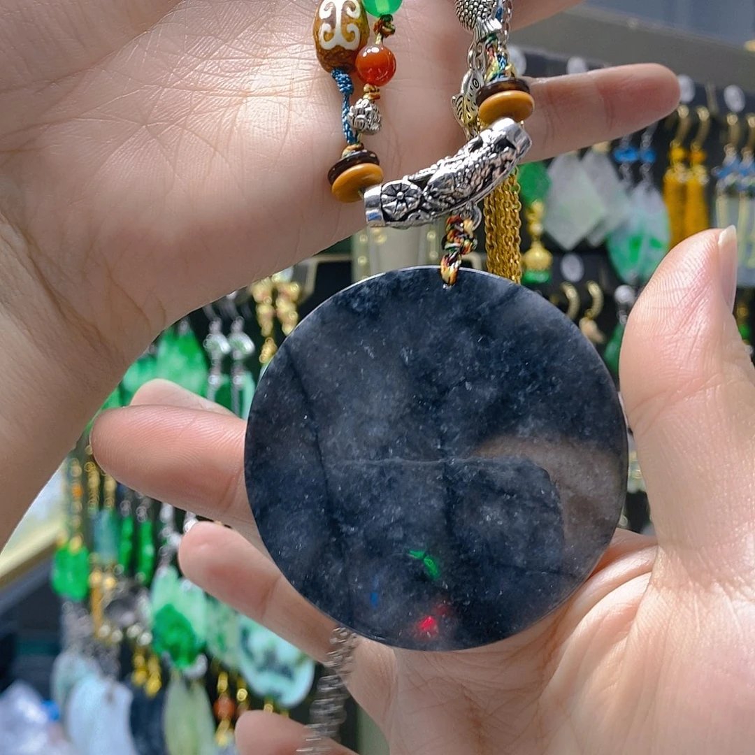 未镶嵌翡翠耳饰翡翠