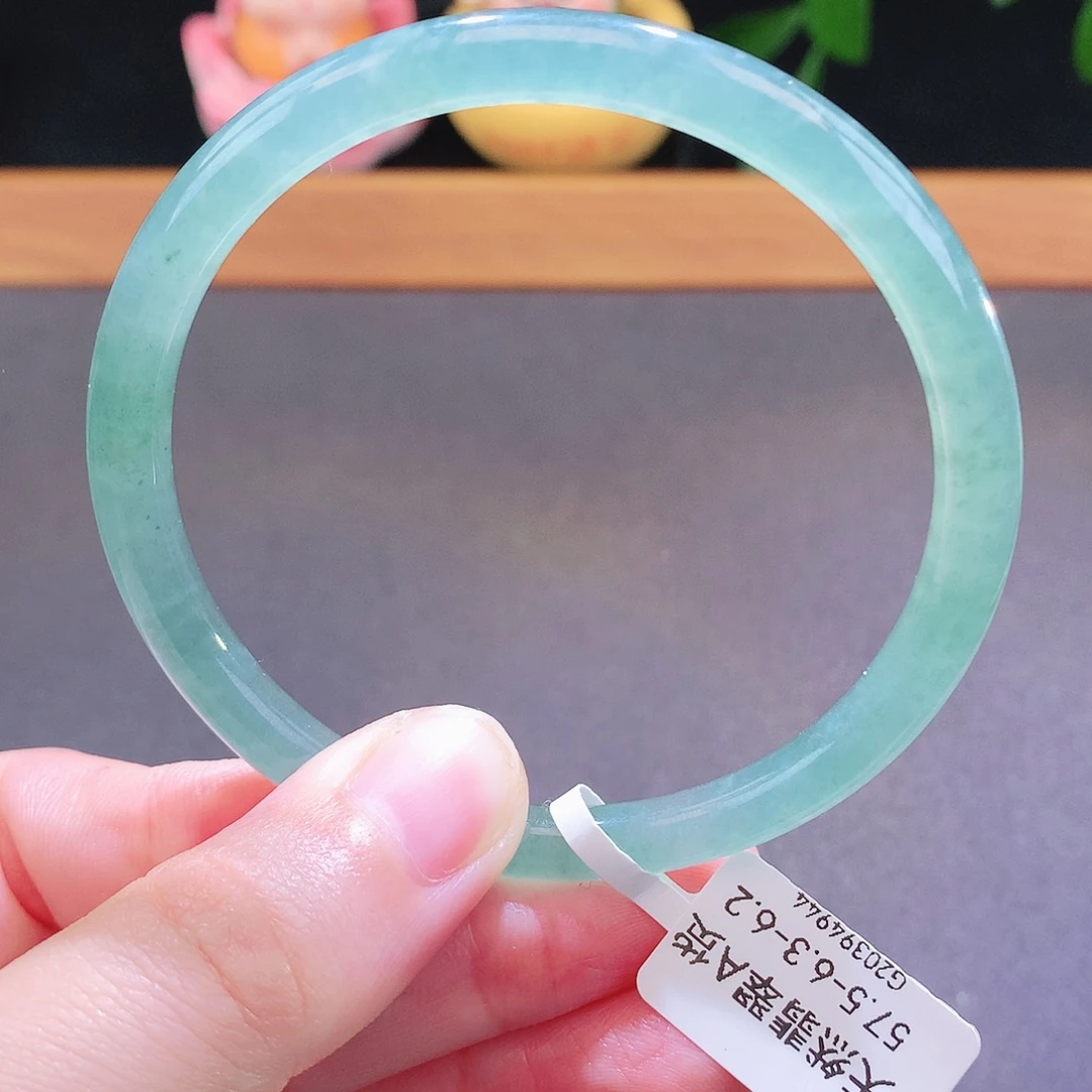 翡翠未镶嵌手镯天然翡翠