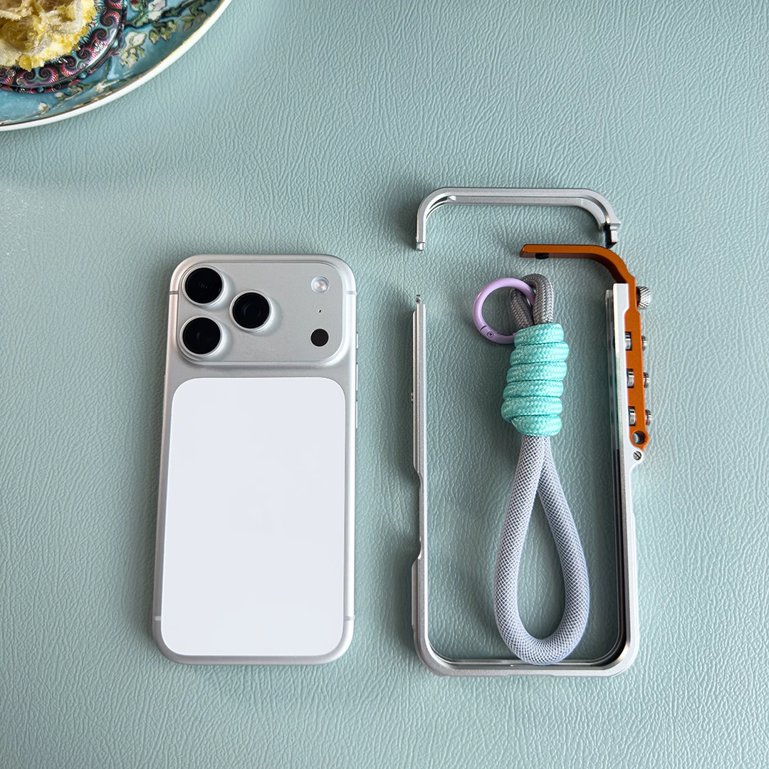 适用于苹果16promax手机壳铝合金金属边框挂绳组装简约保护套