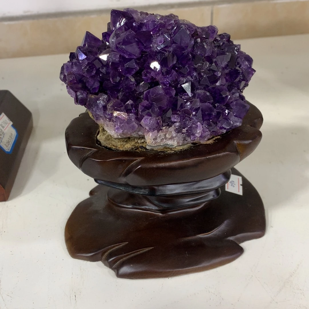 紫晶未镶嵌大型摆件（非配饰）