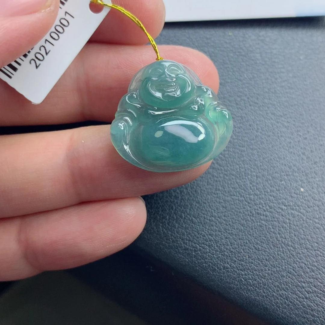 翡翠颈饰未镶嵌小佛