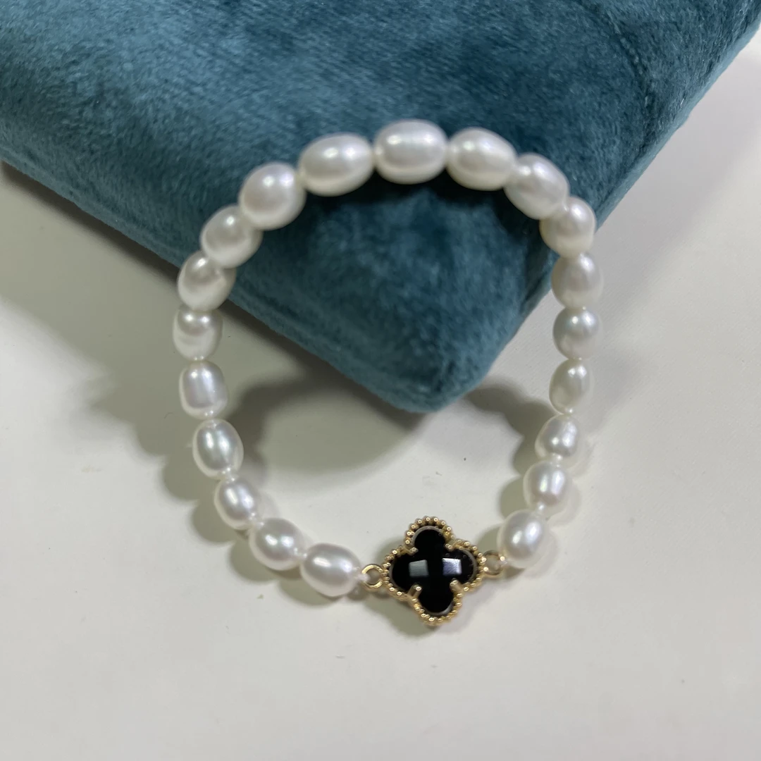 淡水珍珠手链四叶草十米形珍珠无核珍珠时尚又别致