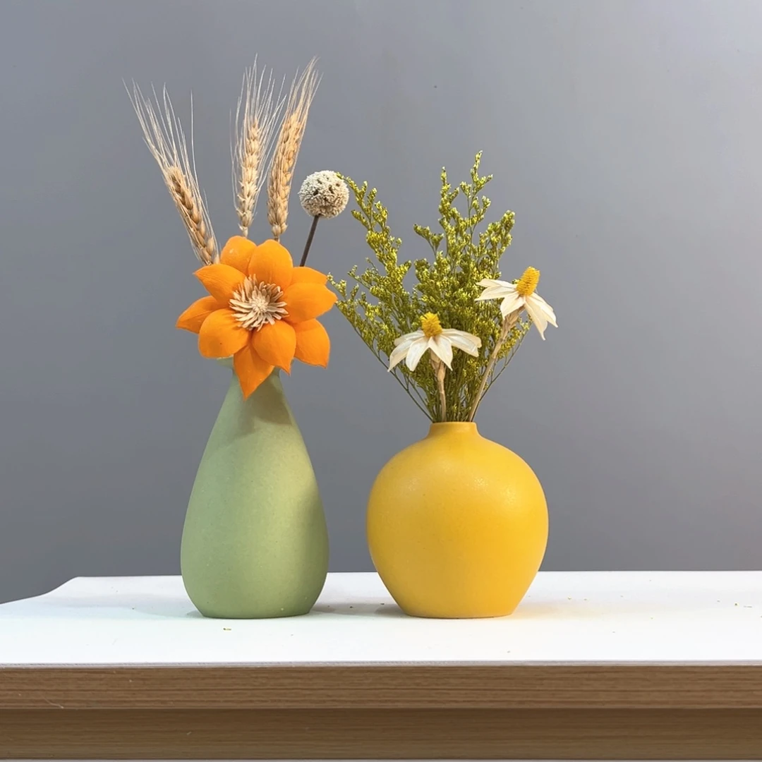 瓶花瓶带花高度20-30厘米左右