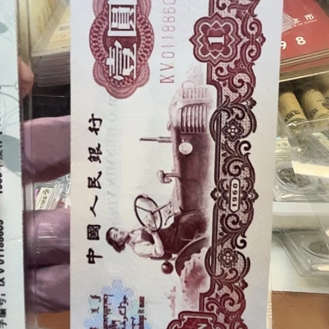 拖拉机8605，，，，，，，，，