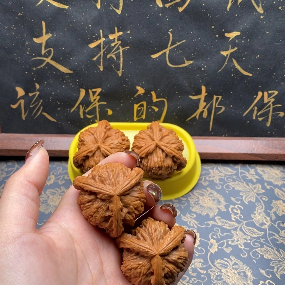 吊坠文玩核桃大****》