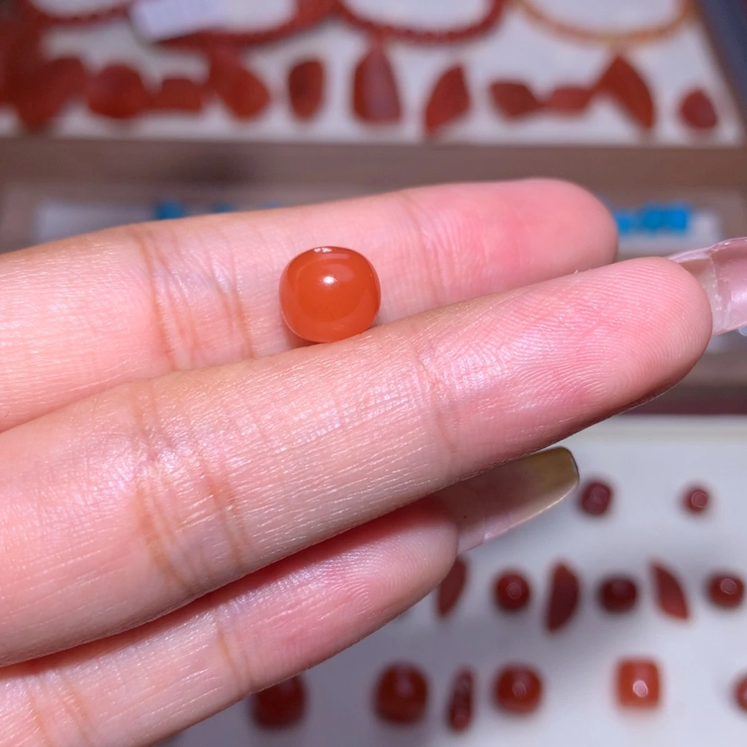 無***物未镶嵌老型有朱砂点南红玛瑙8.6×7.6