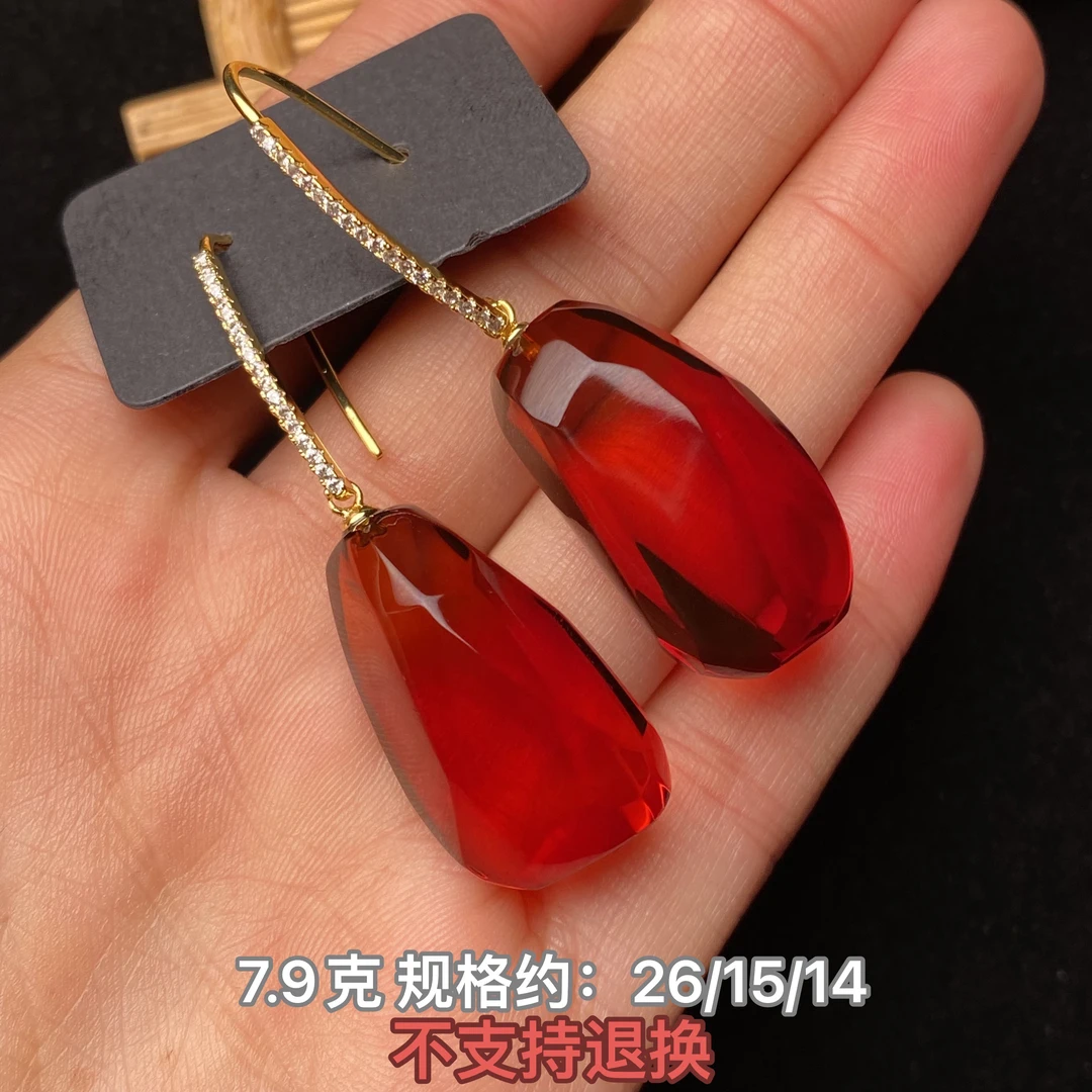 【小伊琥珀】血珀耳环「不退换」