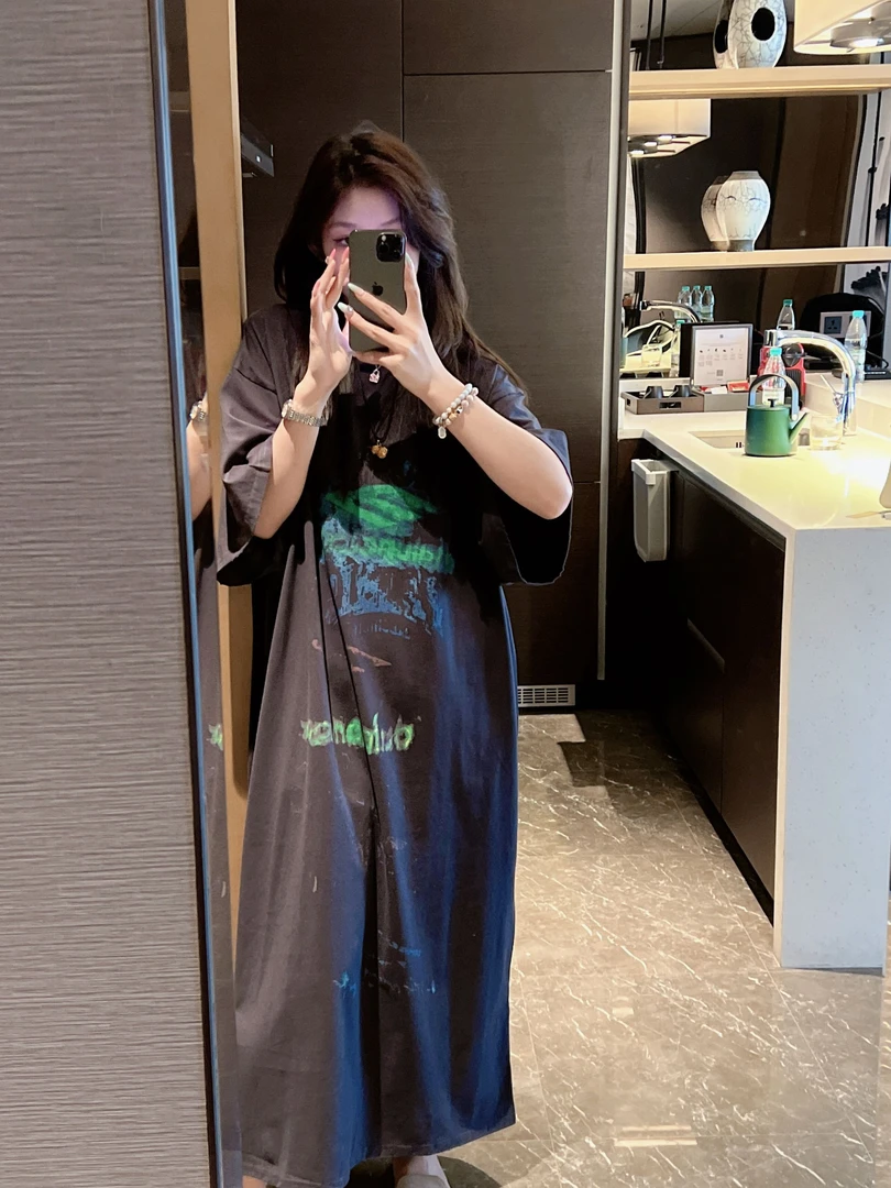 xxxwxz王希之  简约印花气质休闲圆领短袖长款连衣裙#z2131