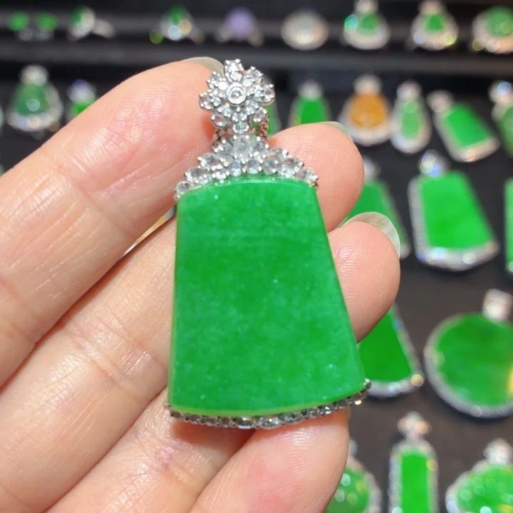 翡翠18K金镶嵌吊坠(不含链)翡翠