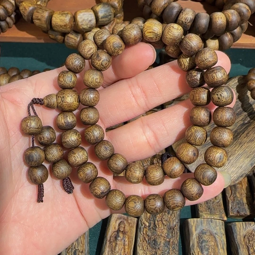 沉香手串蓝宝石苹果珠双圈手串0.9多样性发一