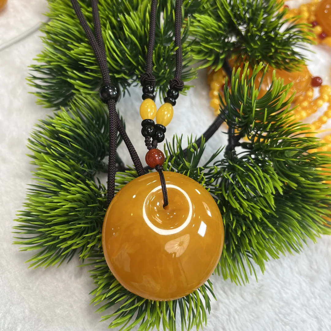 w113藏族精工打磨公主平安扣