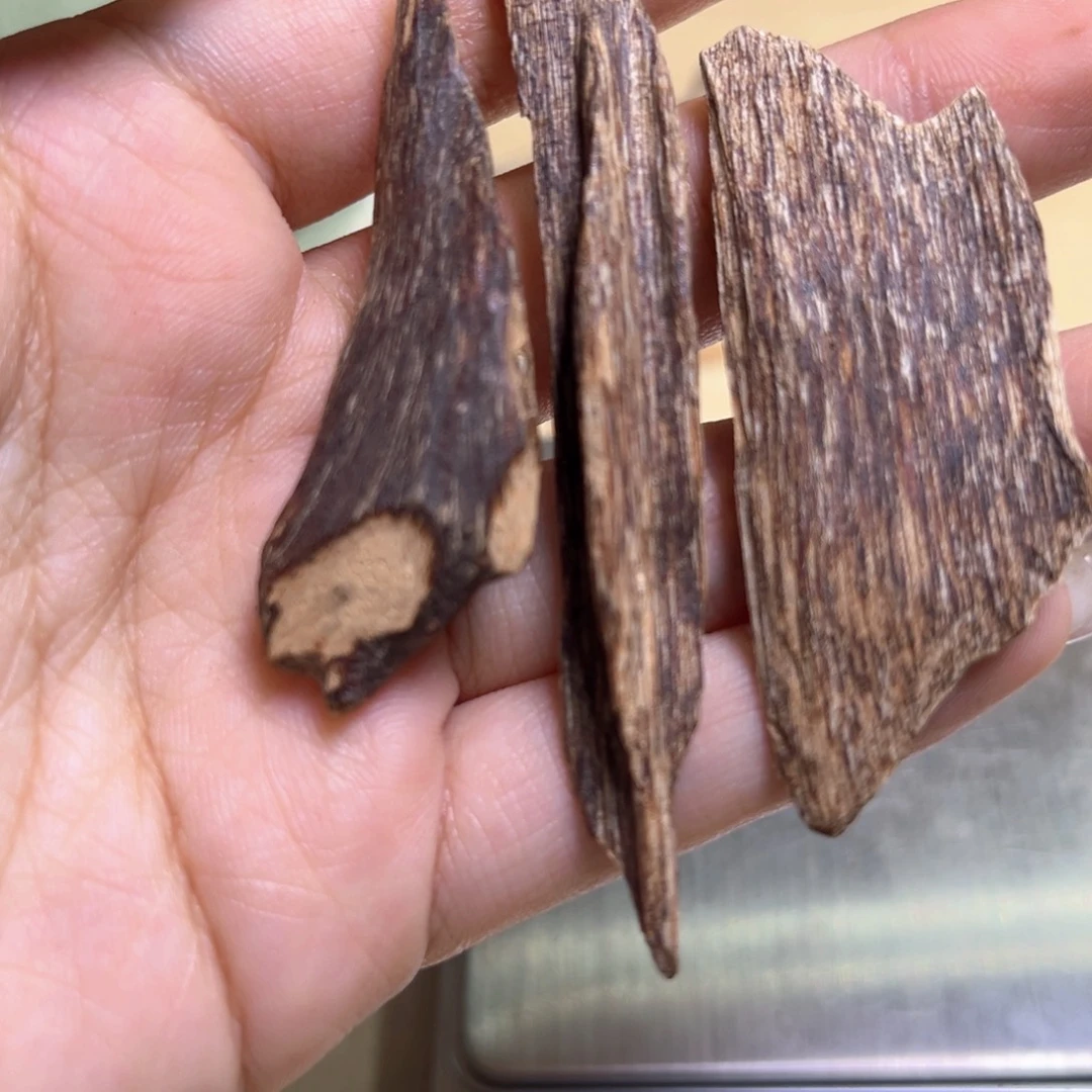 玩***木香榧木海南吊罗山红油虫漏6克