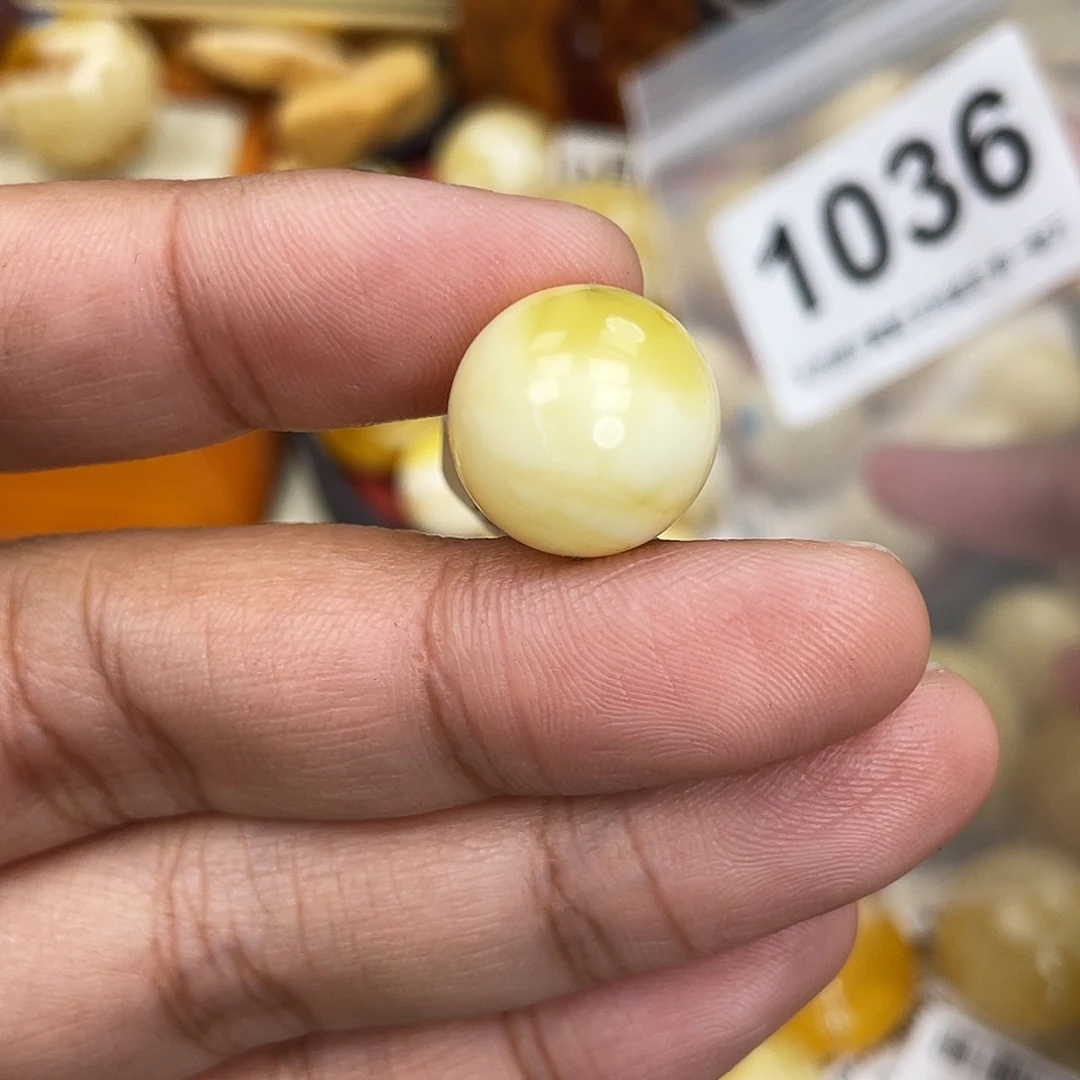 蜜蜡未镶嵌珠宝奇石粉15.2