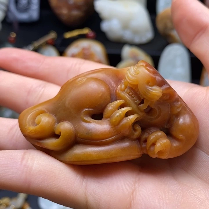 和田玉未镶嵌挂件