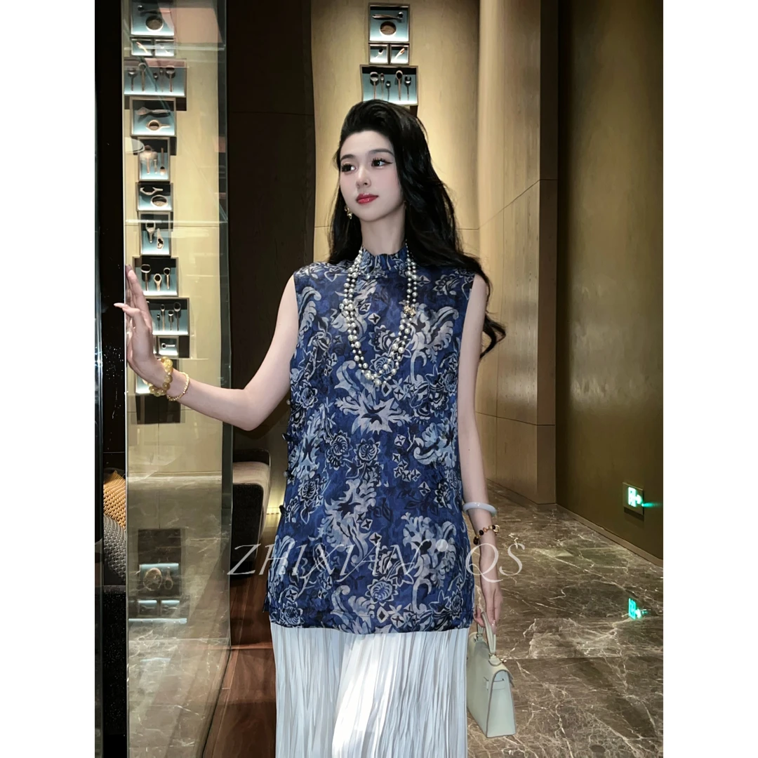 青花赐福-25年夏季新款蓝色人丝香云新中式无袖小上衣