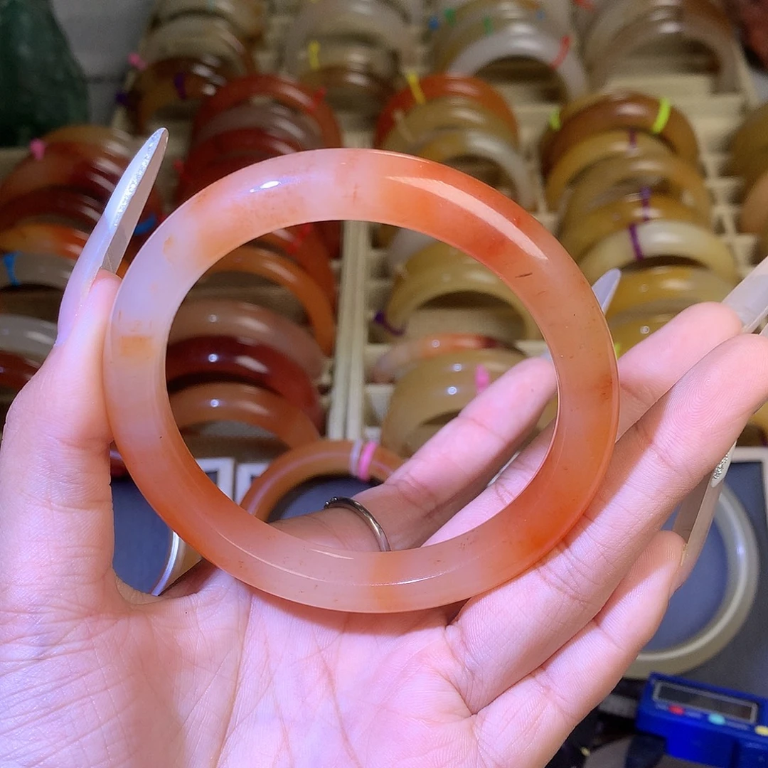 石英质玉（黄龙玉）未镶嵌手镯