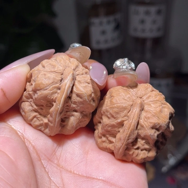 吊坠桃核        异形