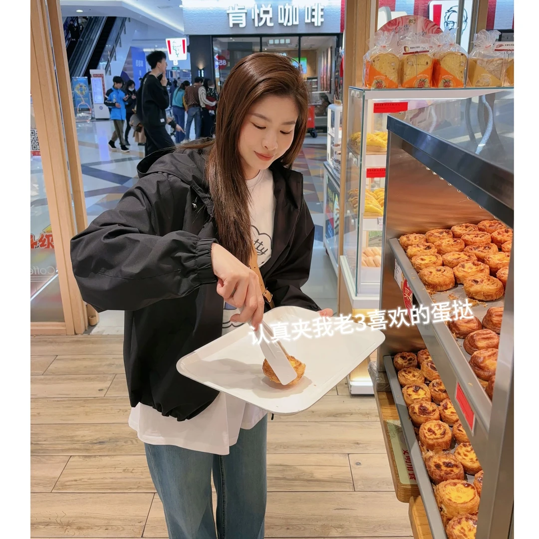 春夏新品连帽冲锋衣外套132