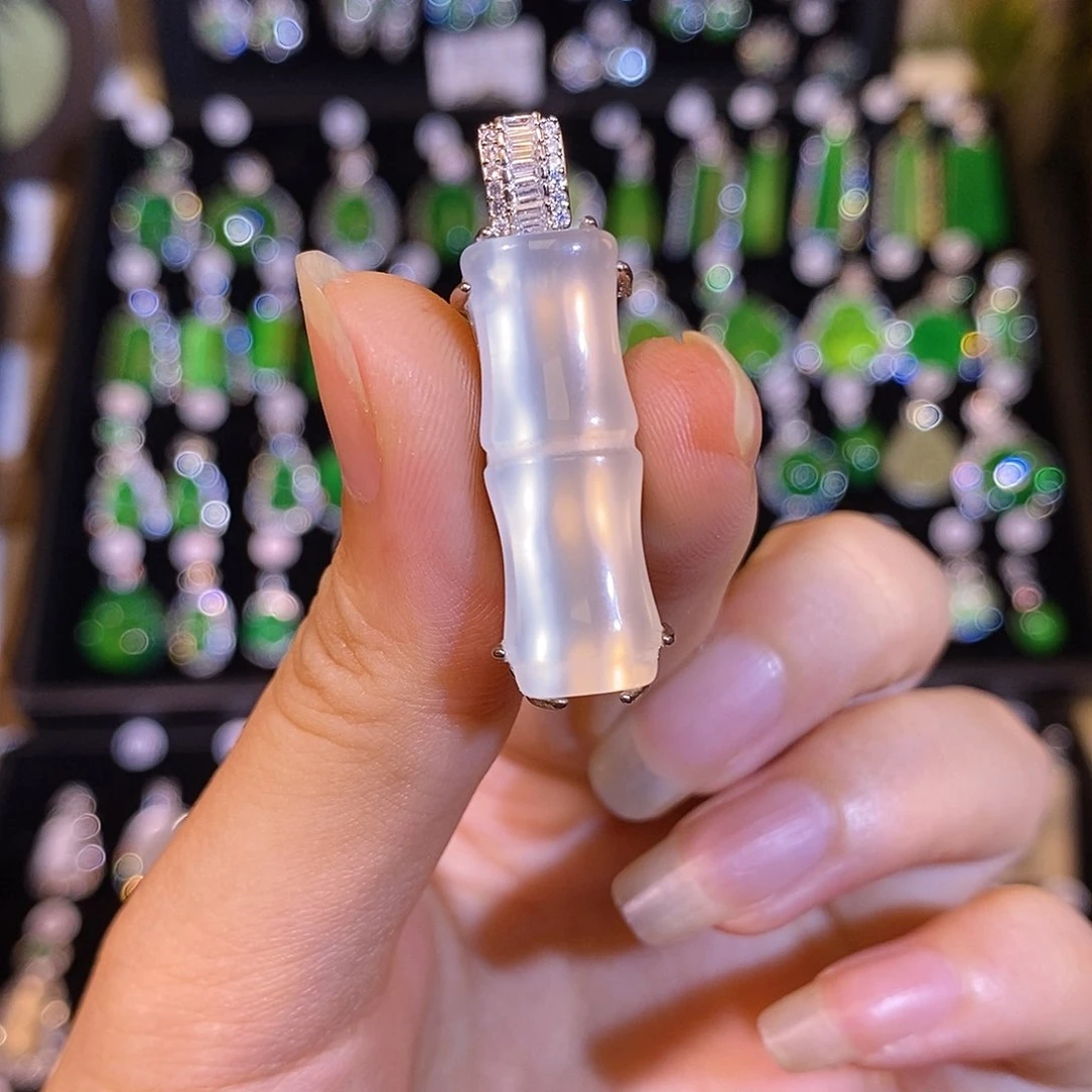 玛瑙/玉髓颈饰合金