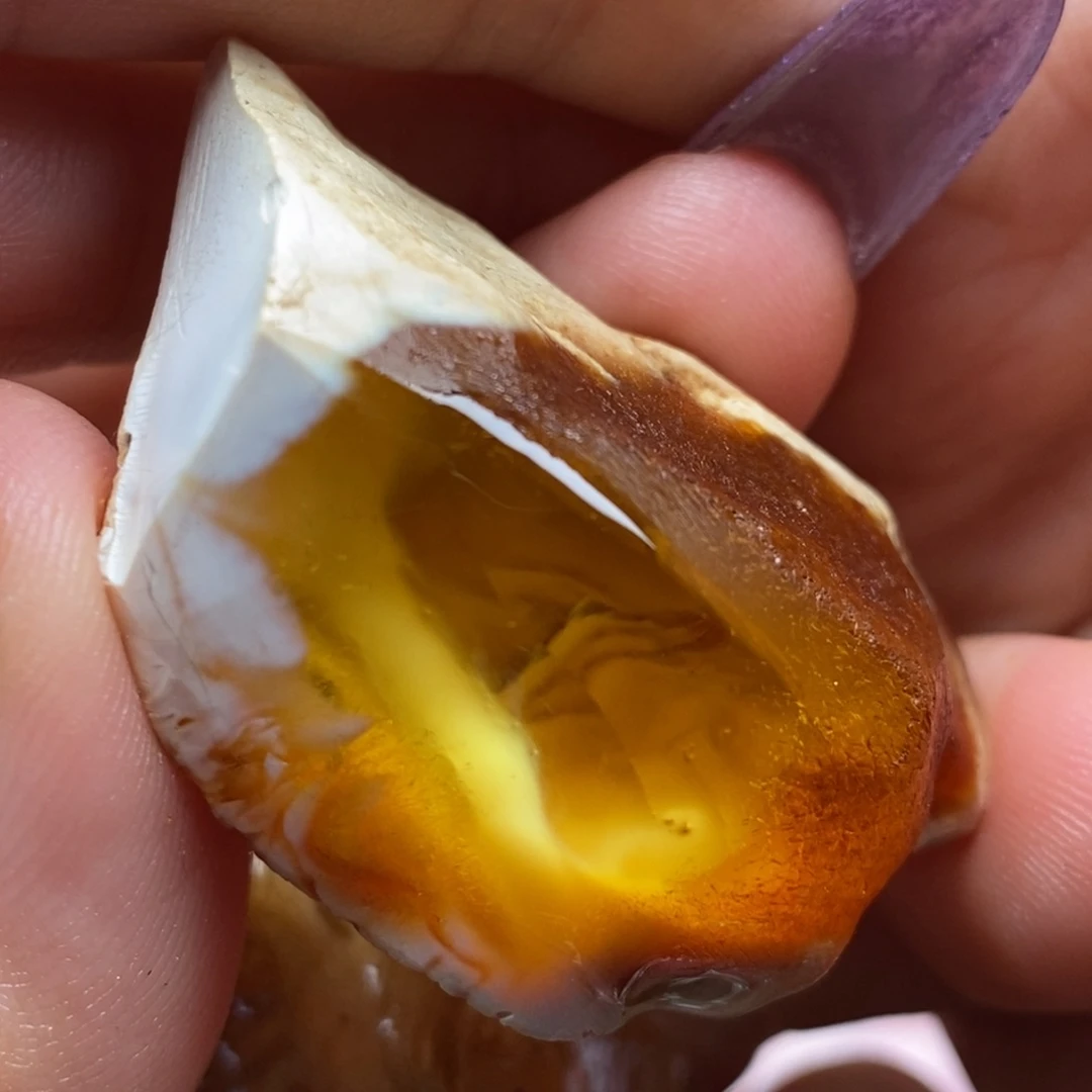 定制琥珀未镶嵌蜜蜡