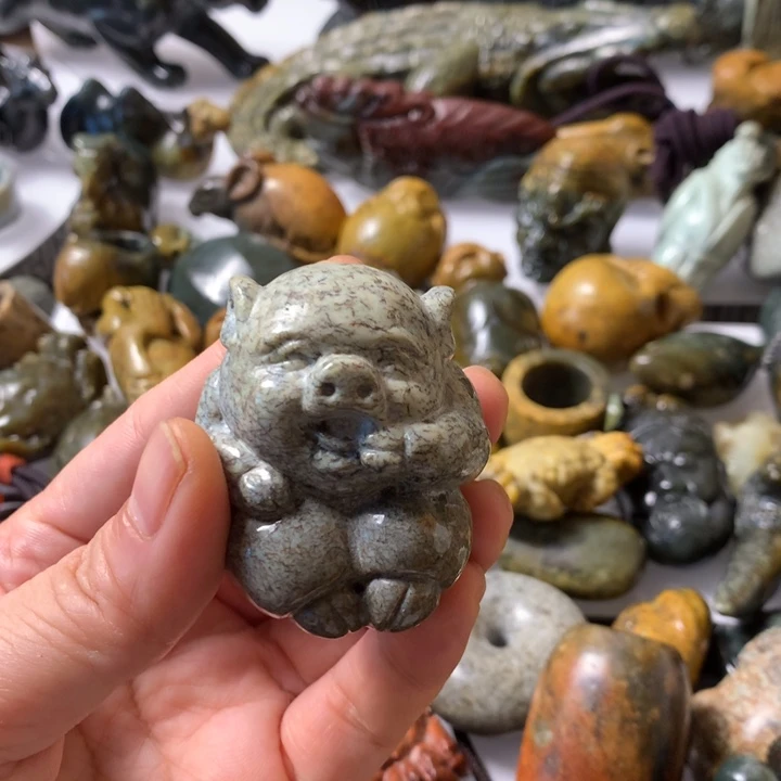 岫岩河磨玉（透闪石质玉）未镶嵌笔搁